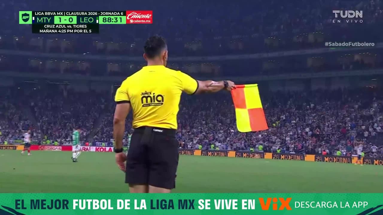 ¡Gol de Monterrey! Pero no cuenta, Lucas Ocampos estaba en fuera de lugar