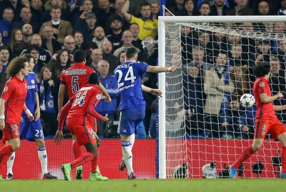 Gary Cahill abriría el marcador al minuto 81 de tiempo corrido tras varios rebotes dentro del área.