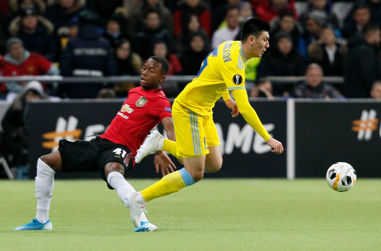 Es un triunfo histórico para el equipo del Astana con dos goles a uno contra la jóven plantilla del Manchester United, y logra sumar sus tres primeros puntos en la Europa League.