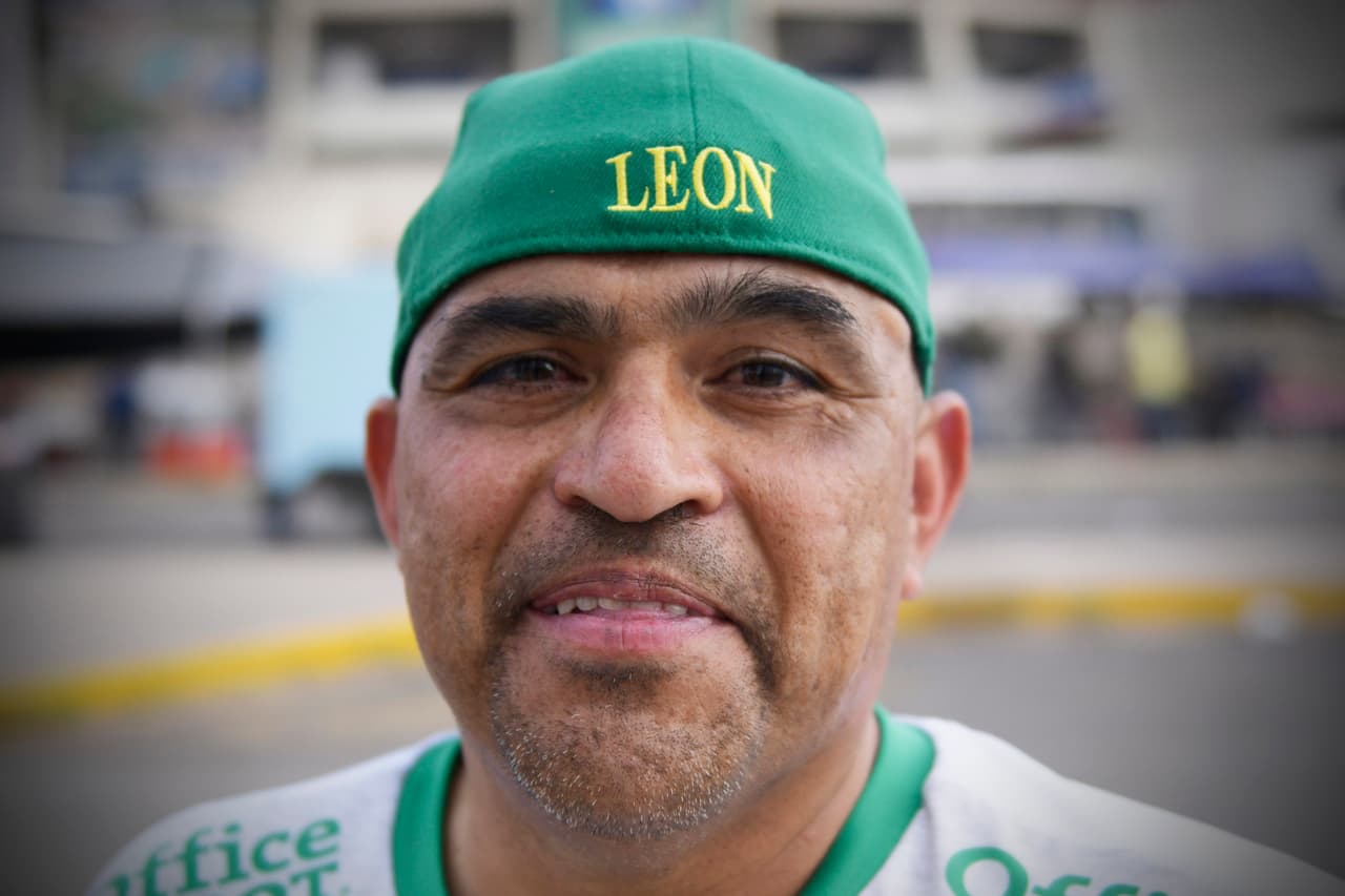 Los aficionados de América y León dejaron de lado que el partido no se jugara en el Estadio Azteca, donde estaba programado originalmente, para trasladarse a apoyar con todo a sus equipos a Querétaro en este duelo de Ida de la Semifinal de la Liguilla.