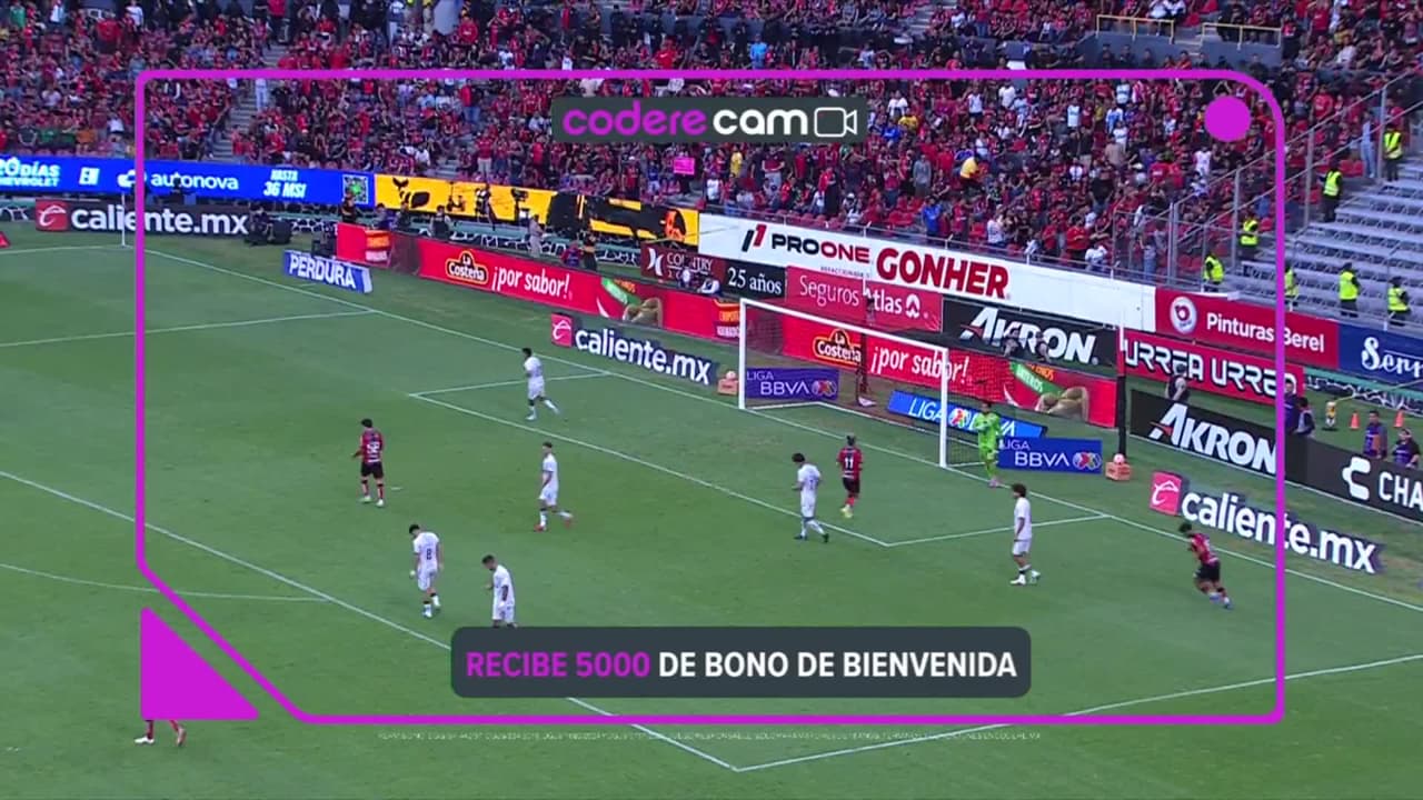 ¡TIRO ATAJADO! disparo por Diego González.