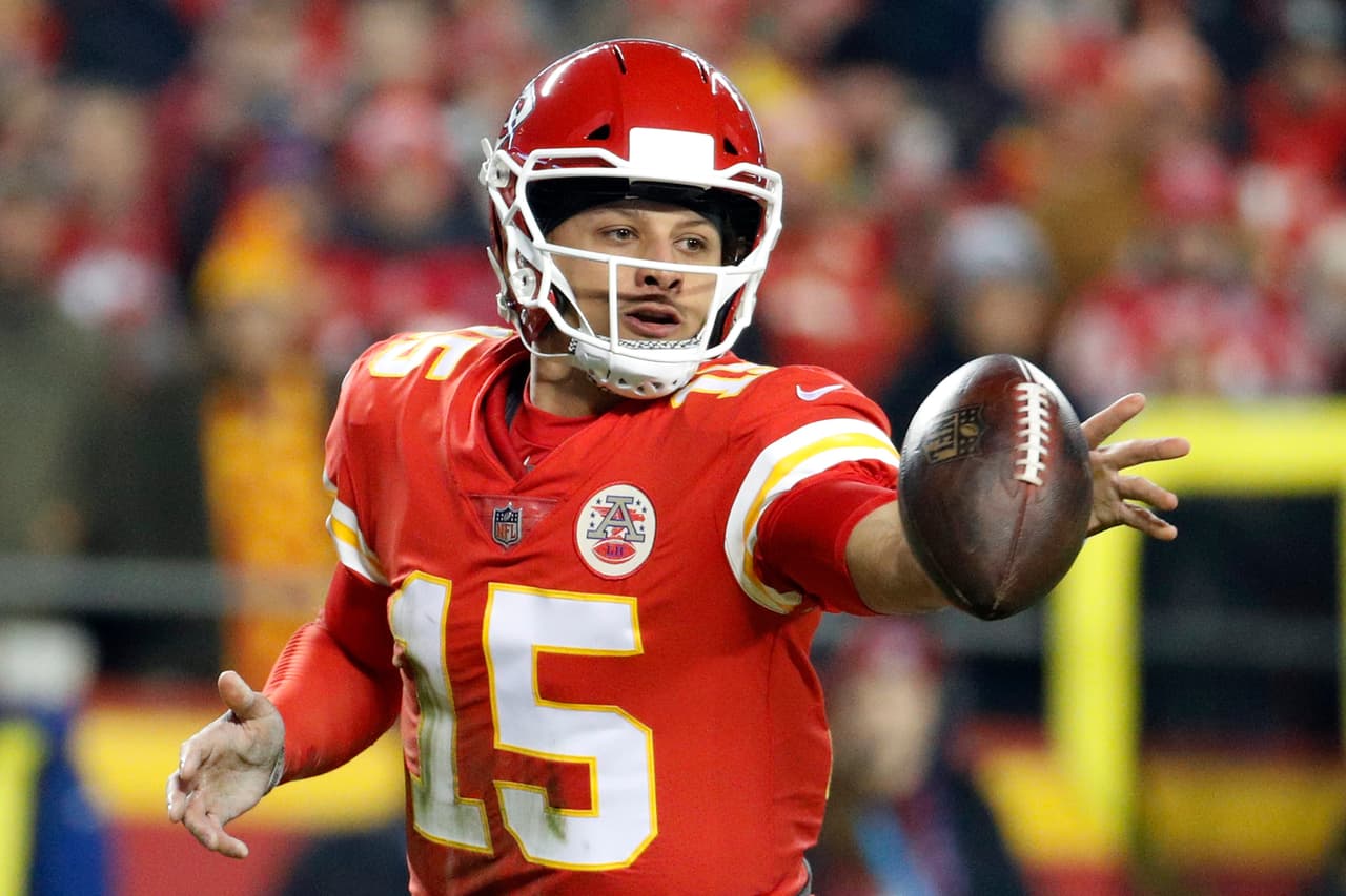 Pat Mahomes mantiene su disciplina de trabajo y concentración incluso en Navidad