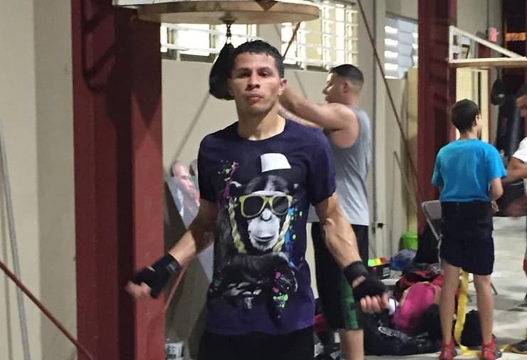 McWilliams Arroyo se prepara para Román González