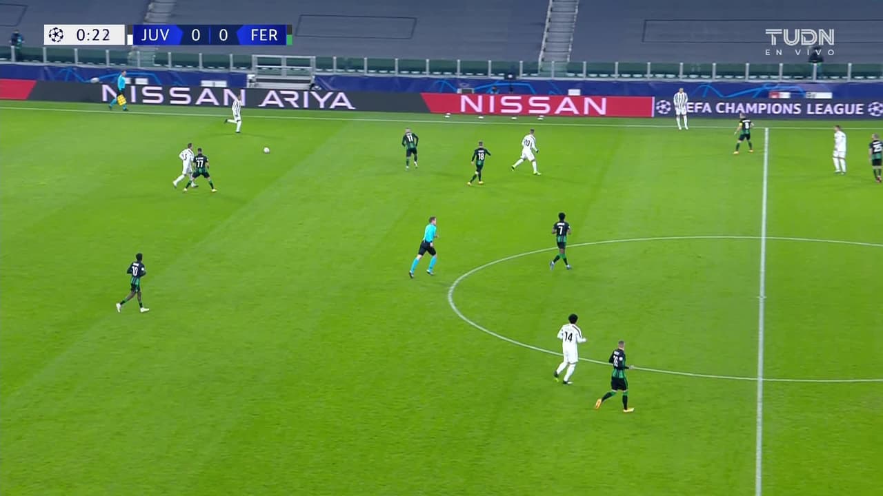 ¡TIRO ATAJADO! disparo por Tokmac Nguen.