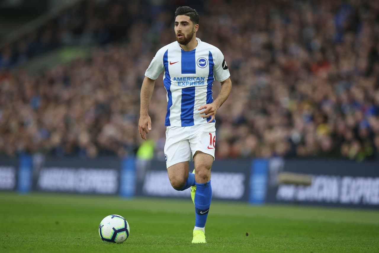 Alireza Jahanbakhsh en Brighton and Hove Albion (2018), fichado por 19 millones de euros, unos 21 millones 317 mil dólares.