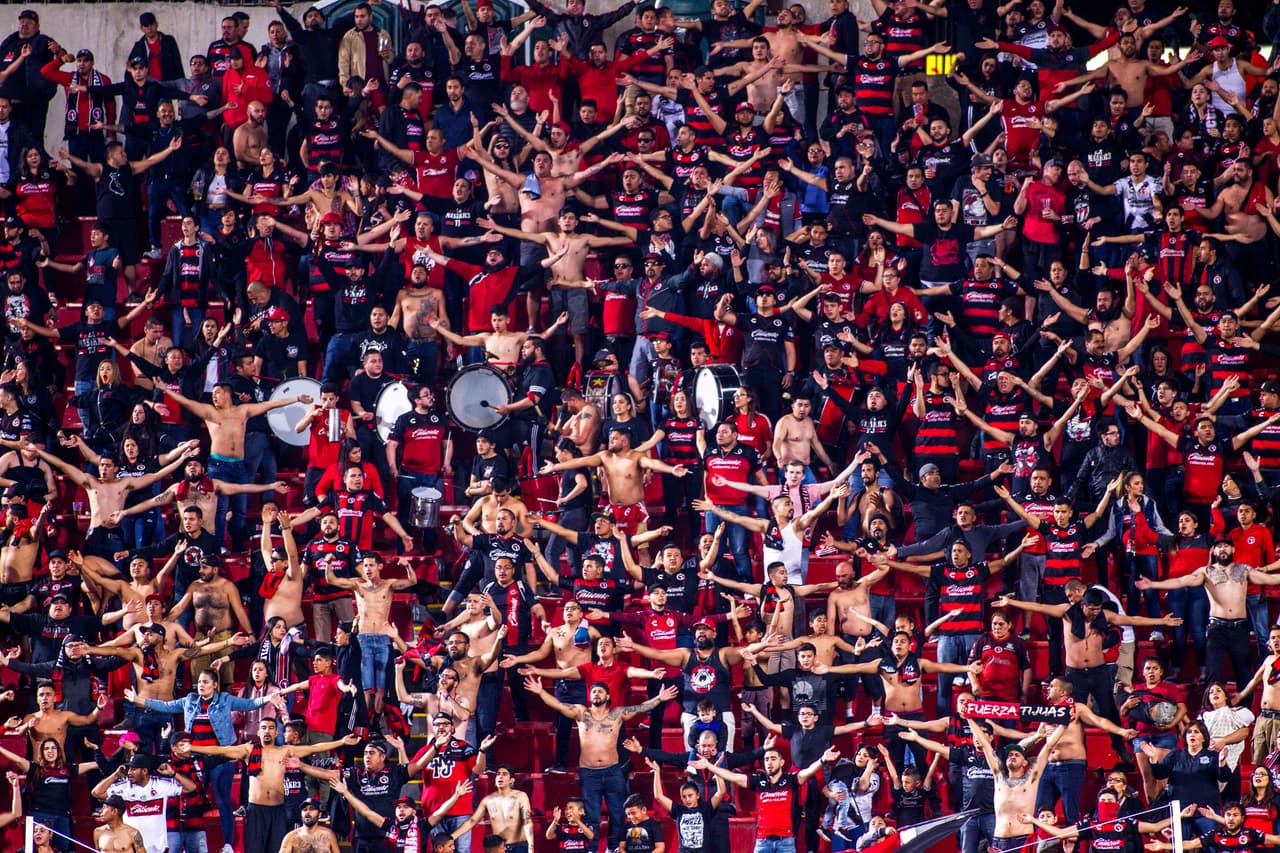 Con el silbatazo final los aficionados de Xolos festejaron el tirunfo de su equipo y además fue un 'plus' quitarle el invicto a Rayados.