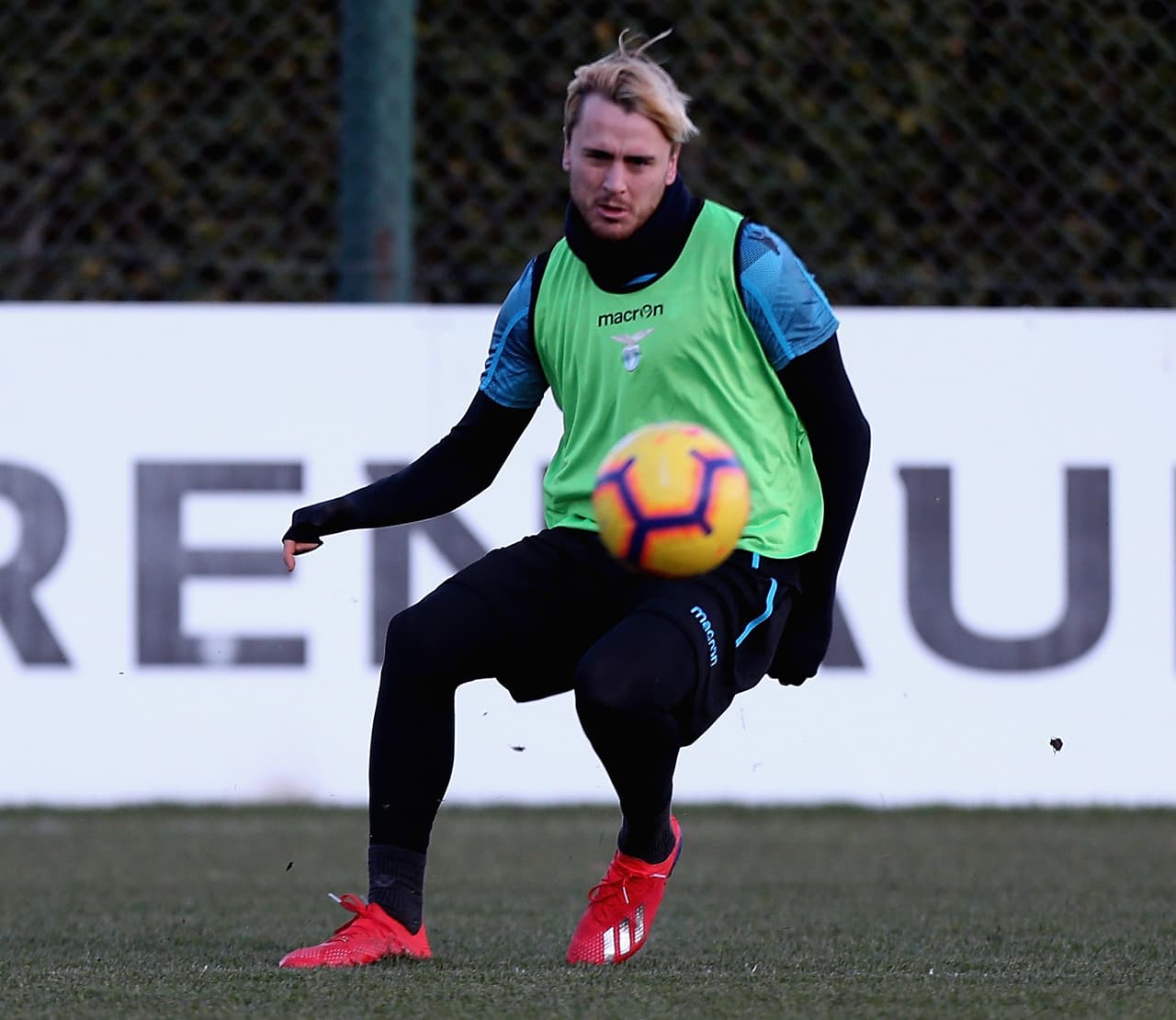 Patric es un lateral derecho formado en La Masía pero que joven pasó hacia la Lazio donde sigue actualmente junto a otro español con paso culé como Luis Alberto.