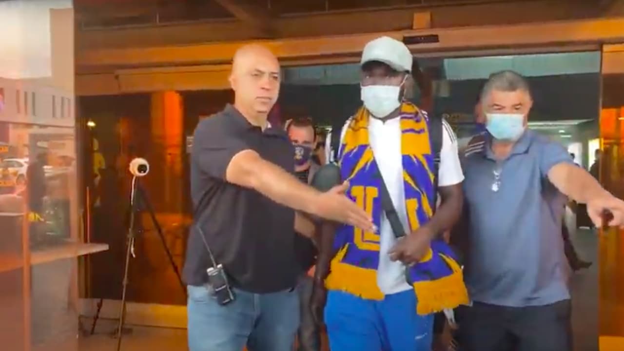 Jordy Caicedo: “Listo para hacer dupla con quien el DT diga”