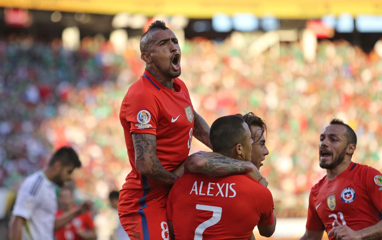 En la era de Osorio, las peores derrotas de México han sido por no poder competir con mediocampistas inagotables como Arturo Vidal.