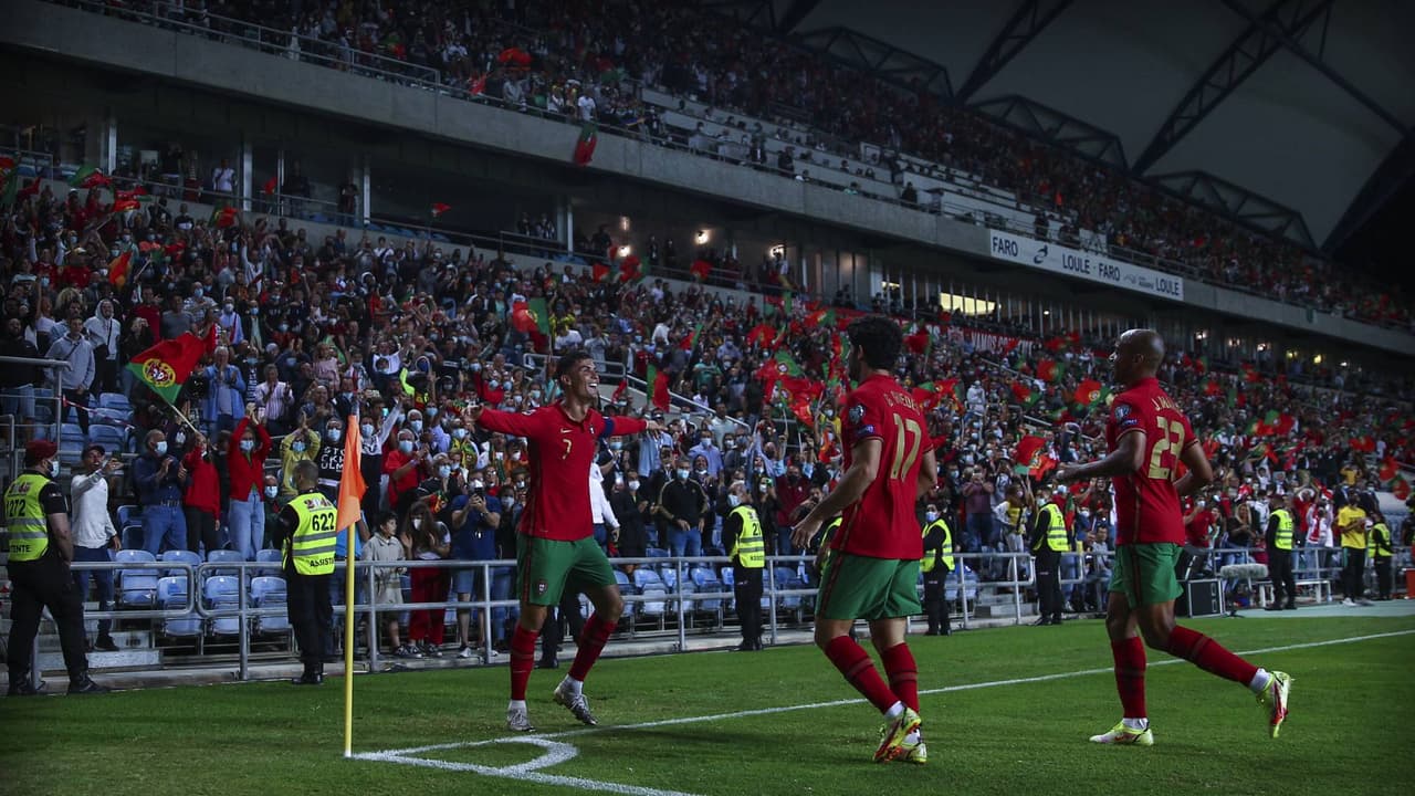 Cristiano Ronaldo busca quinto mundial vía repechaje