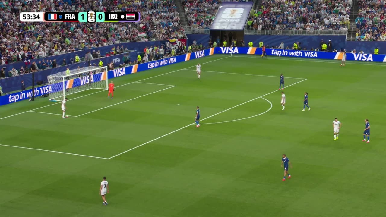¡GOL!  anota para Francia. Kylian Mbappé