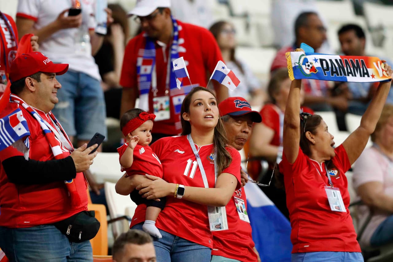 Orgullo, pasión y esperanza. Tres elementos con los que aficionados tanto de Panamá como de Túnez acudieron a Mordovia Arena para apoyar a los suyos y volver a casa con una alegría qué contar.