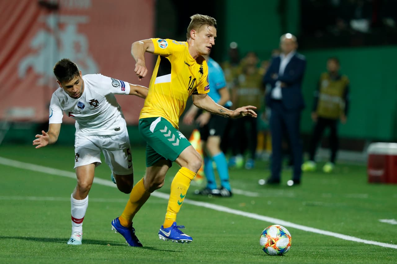 Lituania 1-5 Portugal