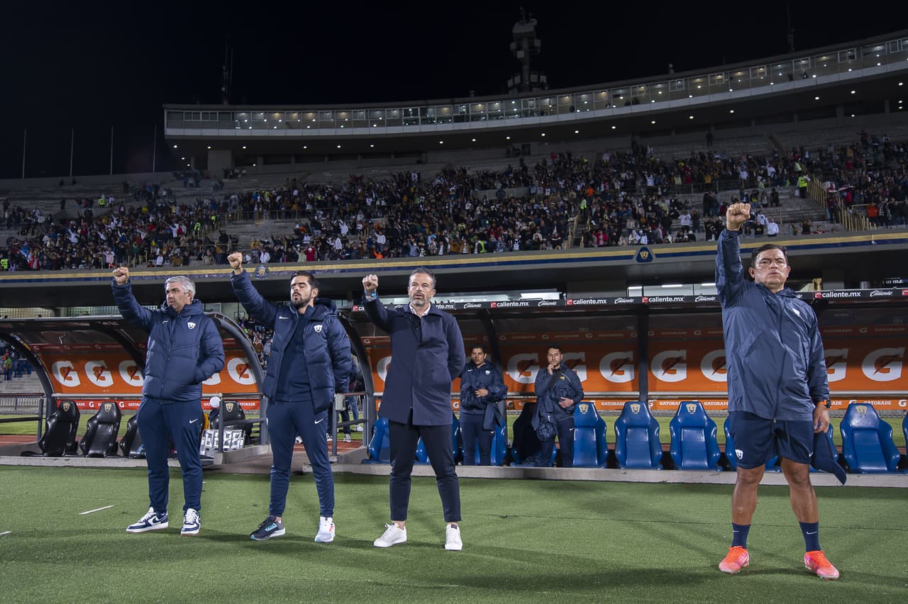 Pumas derrotó 2-0 al América en el Estadio Olímpico Universitario con goles de Gustavo del Prete y Gael Rodríguez. Los universitarios concluyeron su participación en la Copa por México.