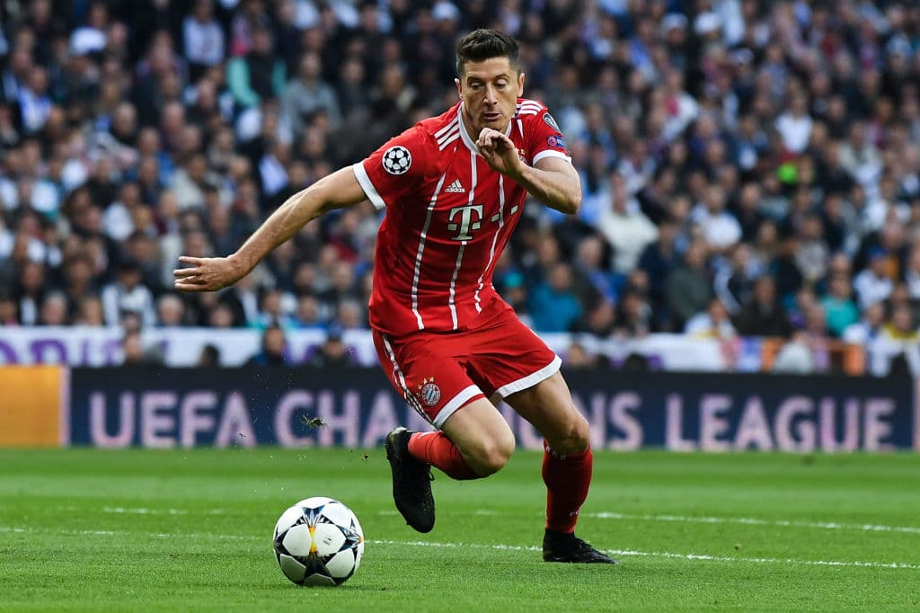El astro, la referencia, la cara de la selección de Polonia, el atacante estelar del Bayern Munich, Robert Lewandowski. Un total de 93 convocatorias y 52 goles, lo ponen en un pedestal en su país.