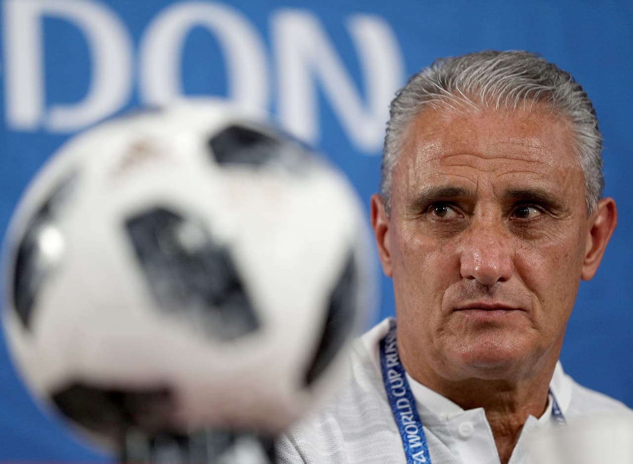 Tite indicó en la rueda de prensa que "Neymar no está al cien porciento para el partido del domingo", pero aseguró que tiene un estado físico "privilegiado".
