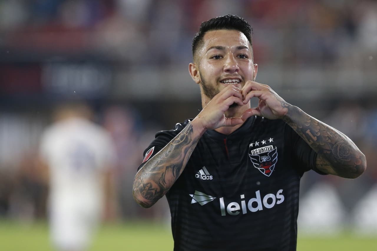 Triplete de Luciano Acosta conduce a D.C. United a un triunfo inolvidable sobre Orlando