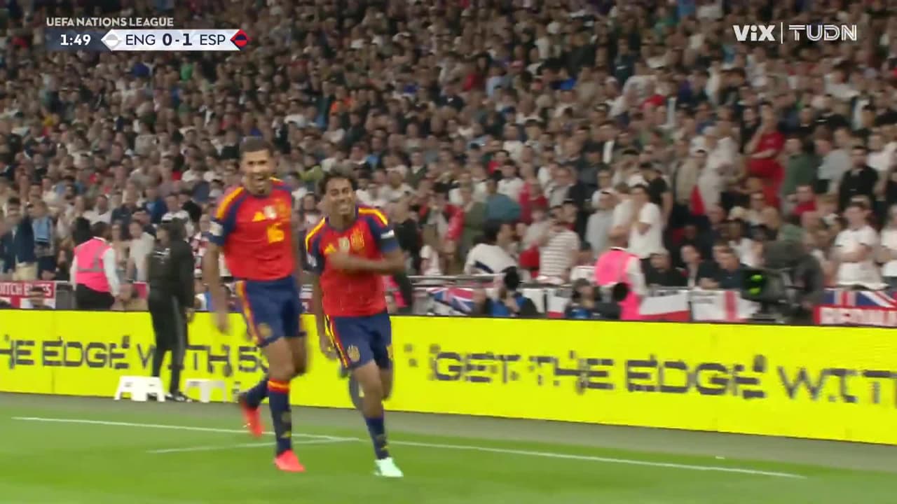 ¡Gol de vestidor de España! Lamine Yamal rompe el cero ante Inglaterra