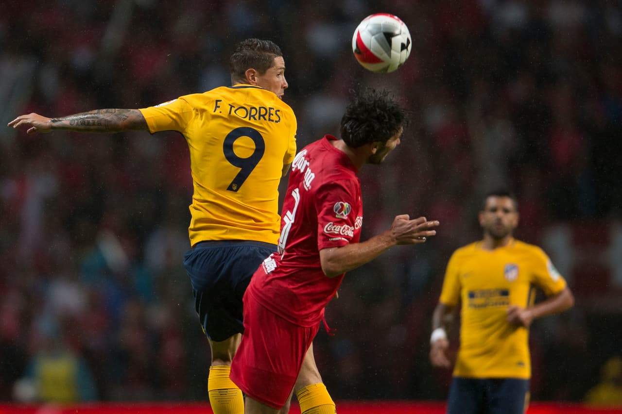 El 
<i>Niño </i>Torres también tuvo algunos acercamientos, pero no consiguió el gol.