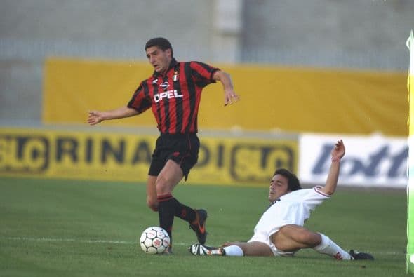 Un dato en contra del Barcelona es que de sus 7 finales disputadas en la única en la que se ha topado con un rival italiano terminó perdiendo, fue en la final ante el Milán de 1993-94. En aquel partido los rossoneros se impusieron 4-0.