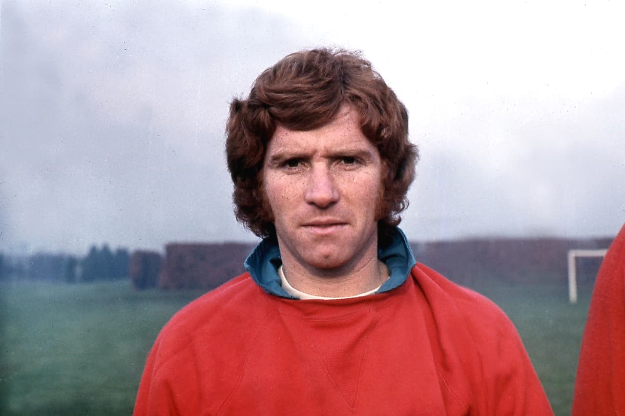 <b>9. Alan Ball - </b>1045 partidos.