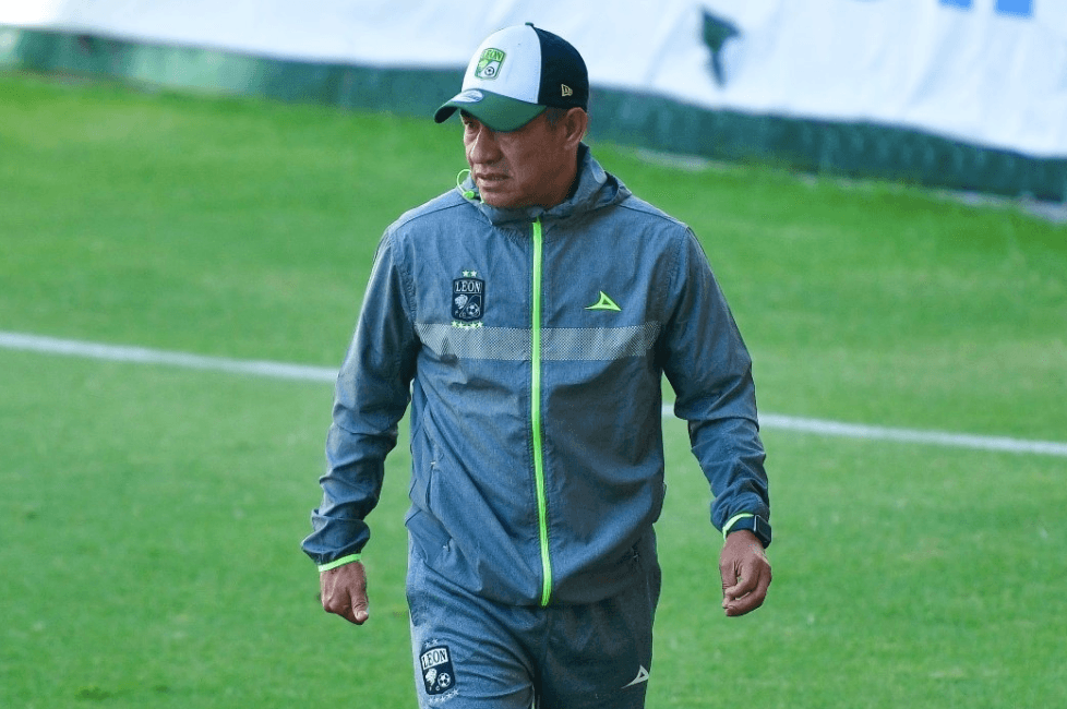 León suma un triunfo más en partido de preparación