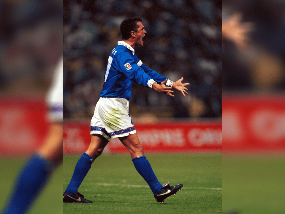 Fue una temporada difícil para el goleador, pues siempre alternaba el liderato con Luis Miguel Salvador del Atlante, era una rivalidad constante.