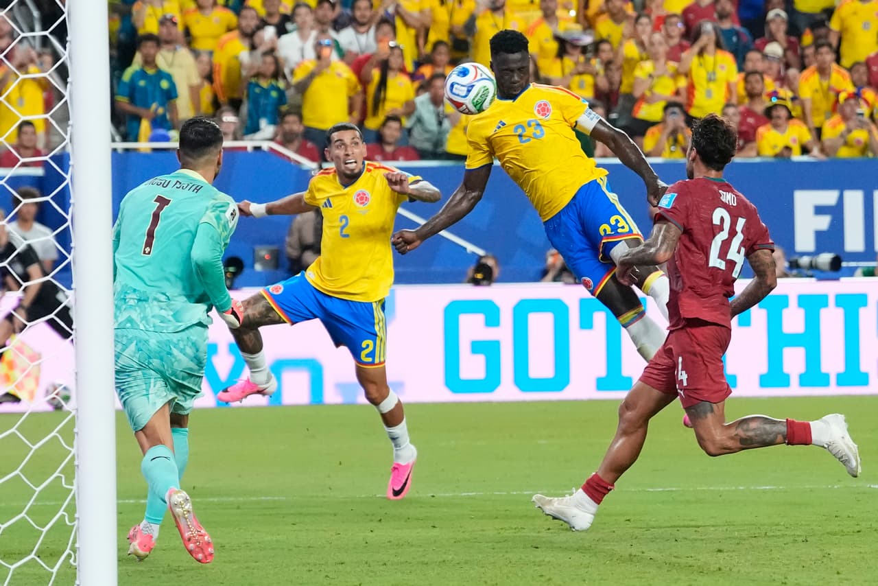 Las mejores imágenes del encuentro entre Colombia y Portugal en la fase de grupos de la Copa Mundial