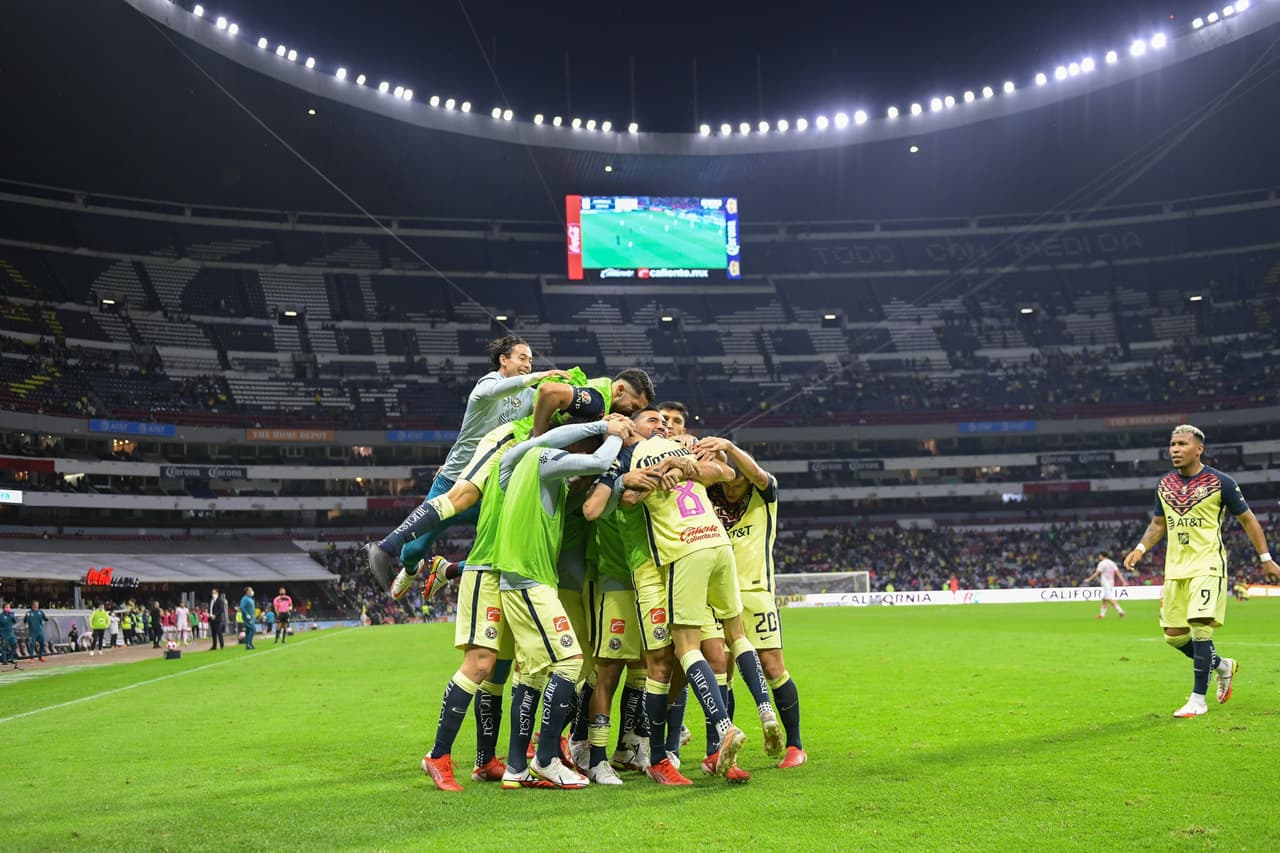 Con goles de Alvaro Fidalgo y Sebastián Córdova, América vence 2-1 a Santos, llegan a 31 puntos y continúan como líderes del torneo.