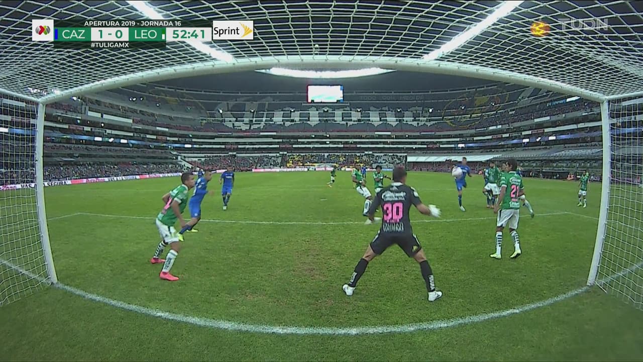 Milton Caraglio anota su gol 50 y le da ventaja a Cruz Azul