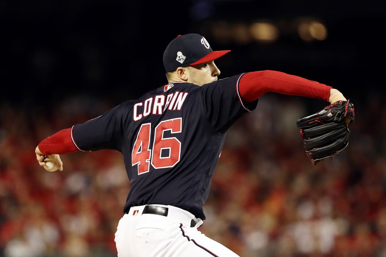 Los Houston Astros ganan el cuarto juego de la Serie Mundial y se empata 2-2 ante los Washington Nationals.