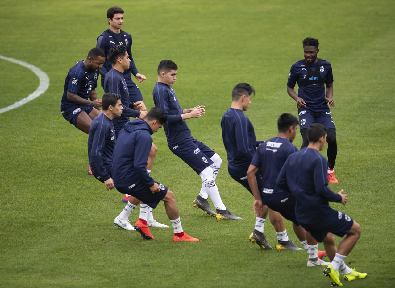 Monterrey recibe a Cruz Azul, que viene con invicto de cuatro juegos, tres de ellos victorias seguidas. Por eso, Rayados entrena con la idea de un triunfo con sabor a revancha por las derrotas sufridas contra "La Máquina" en Copa y Liga en 2018.