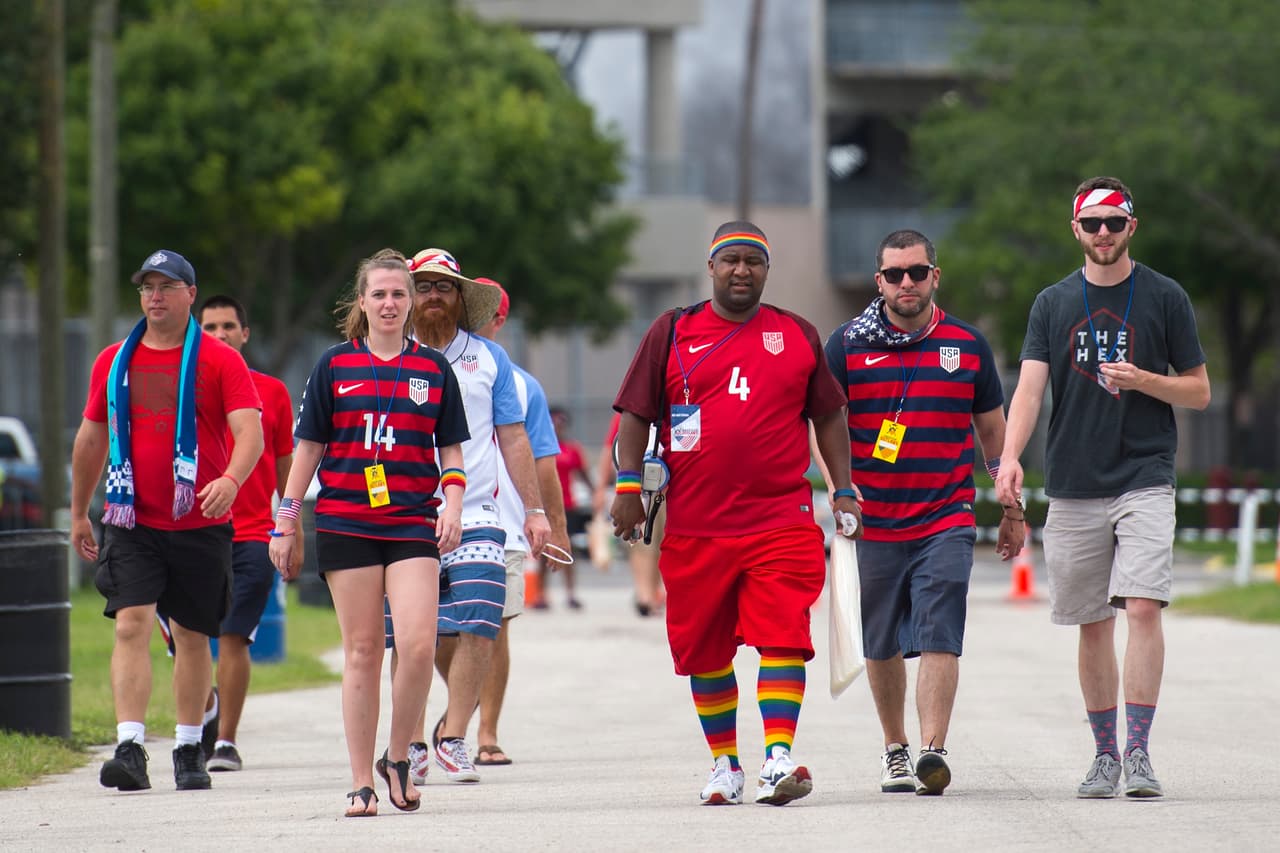Los estadounidenses también mostraron que están siempre listos para apoyar a su selección.