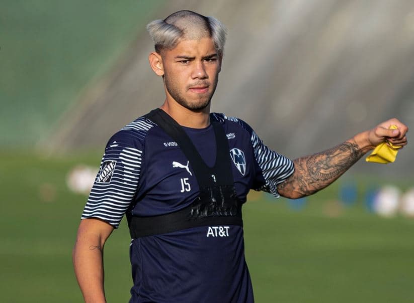 ¡Ni el hijo del Turco se salva de la novatada en Rayados!