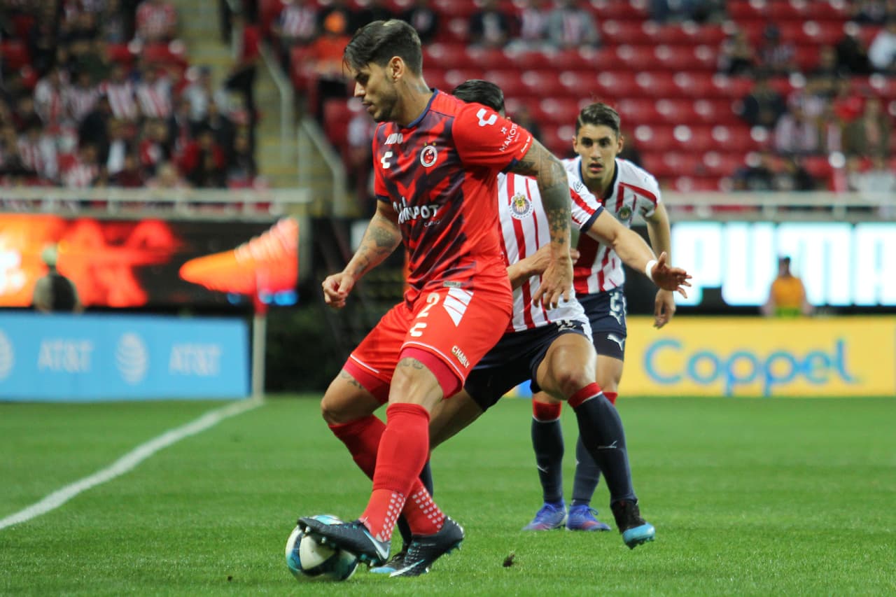 En la primera mitad el balance de la posesión del esférico fue de 65 por ciento para Guadalajara y 35 por ciento para el Veracruz, para poner en perspectiva el dominio de los locales.