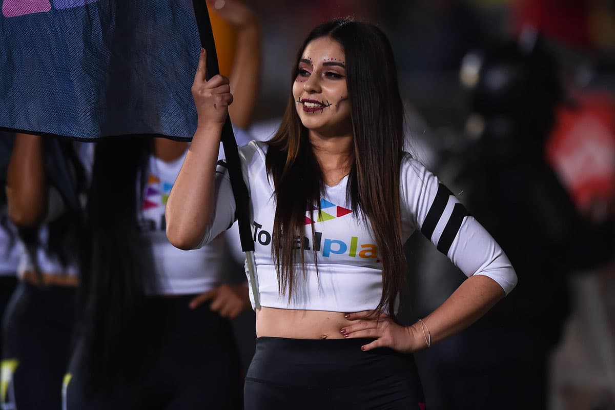 Foto durante el partido Morelia vs Tigres correspondiente a la jornada 15 del torneo Apertura 2018 de la liga BBVA Bancomer realizado en el estadio Morelos. EN LA FOTO: