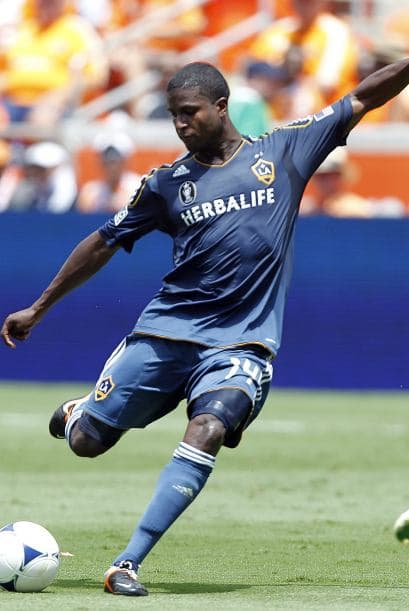 8) EDSON BUDDLE - 100 GOLES | Debutó en la MLS con el Columbus Crew y tras un paso por New York y Toronto se estableció en LA Galaxy donde ha anotado la mayoría de sus goles. Su productividad ha ido en decadencia desde el 2011.
