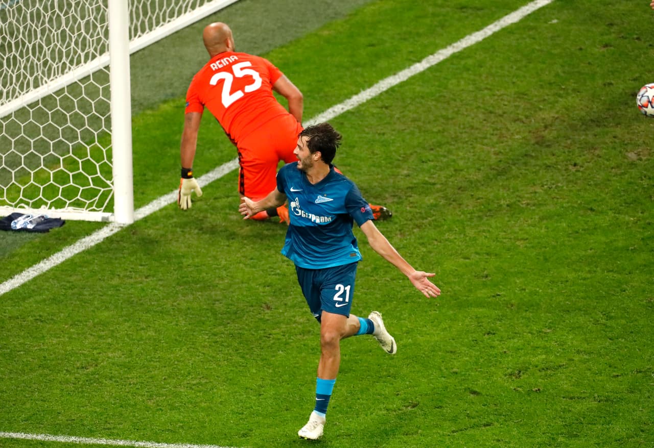 Tras igualar a un gol en el Estadio Krestovski, el cuadro italiano llegó a cinco puntos; el conjunto ruso sumó su primer unidad. Yerokhin (32’) abrió el marcador y Caicedo (82’) emparejó los cartones para Lazio en la tercera jornada de la competición europea.