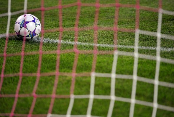 Un año antes en el 2010 los futbolistas recurrieron también a una huelga por el mismo tema, contratos laborales donde se ven desprotegidos a lo que quiera el club.