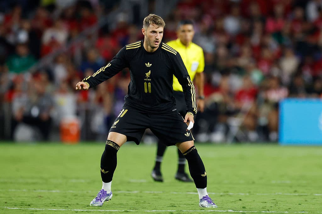 La lista de jugadores de la Selección Mexicana que enfrentarán los compromisos de la fecha FIFA de noviembre ya se ha dado a conocer. 
<br>Un total de 26 futbolistas acudirán a los duelos ante Uruguay y Paraguay del 15 y 18 de noviembre, respectivamente.
<br>Pero hay un grupo que ha sido habitual en las convocatorias de Javier Aguirre que no está.