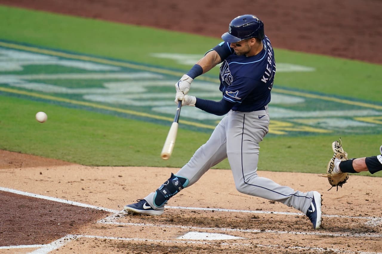 Los Rays consiguen darle la vuelta a la serie al conseguir su segunda victoria seguida sobre los Yankees 8-4.