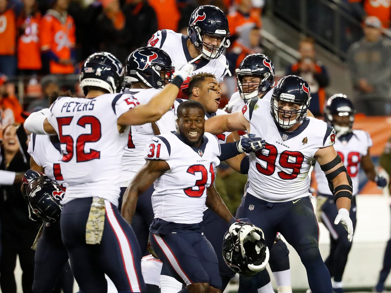 <b>9) Houston Texans (6-3)</b>. Viajan a Washington para su siguiente partido, luego de una semana de descanso y una victoria apretada en Denver. Los Redskins son una prueba para ver dónde están los Texans.