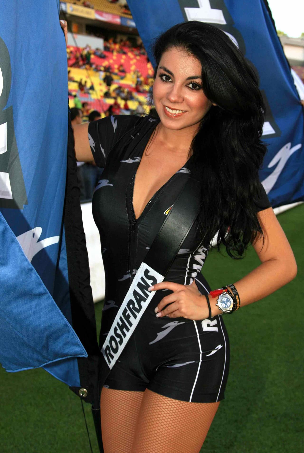 La belleza de las porristas en la fecha 12