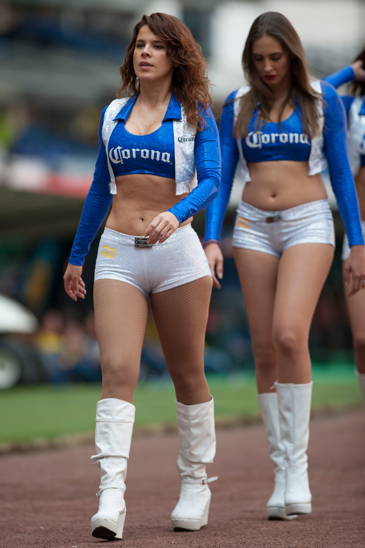 La belleza de las porristas en la fecha 12