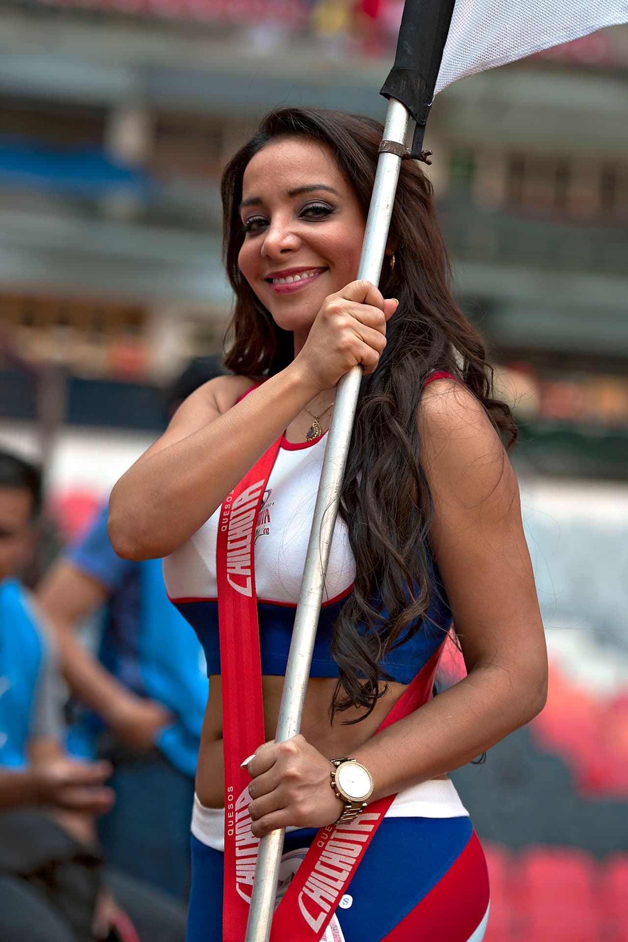 La belleza de las porristas en la fecha 12