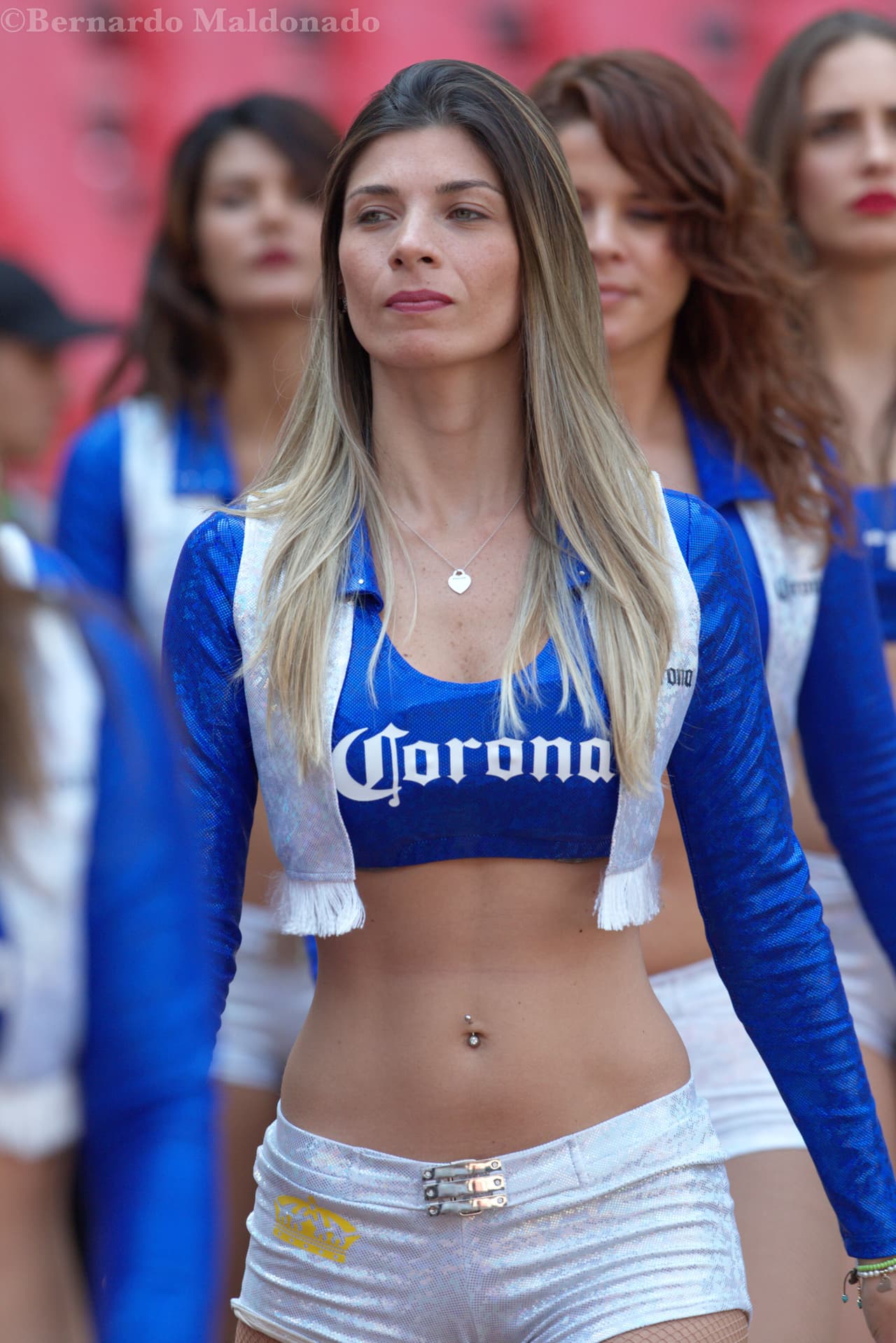 La belleza de las porristas en la fecha 12