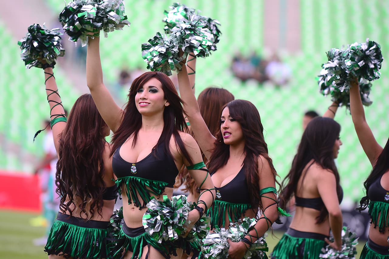 La belleza de las porristas en la fecha 12