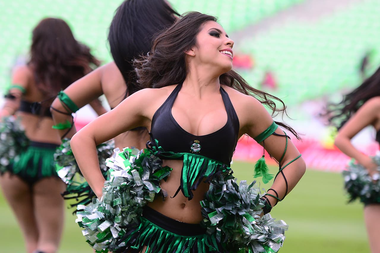 La belleza de las porristas en la fecha 12
