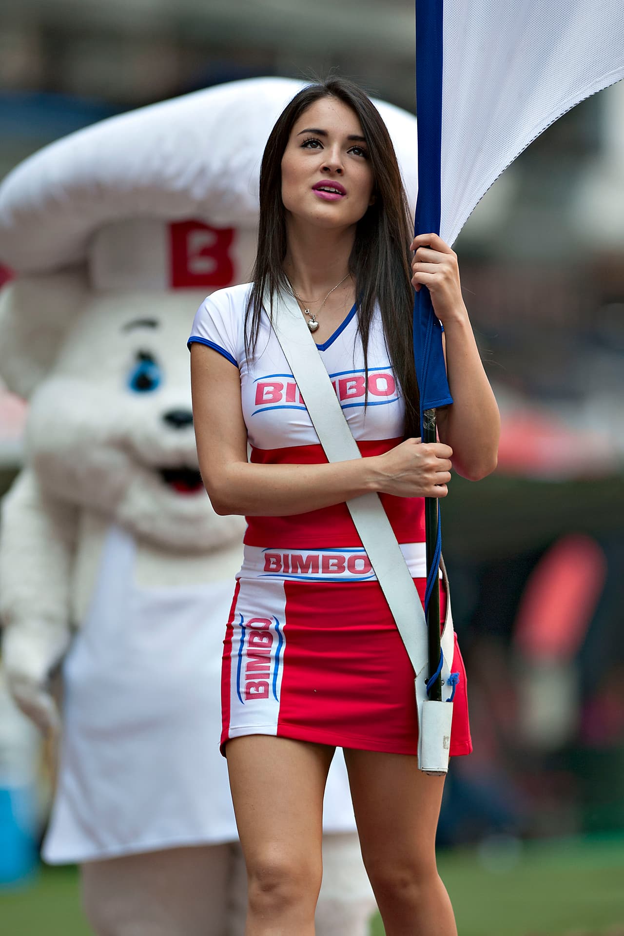 La belleza de las porristas en la fecha 12