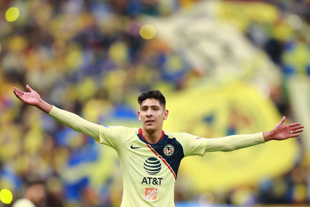 Por fin... Es oficial la llegada de Edson Álvarez al Ajax. Se convierte en el primer mexicano en el cuadro ajacied.